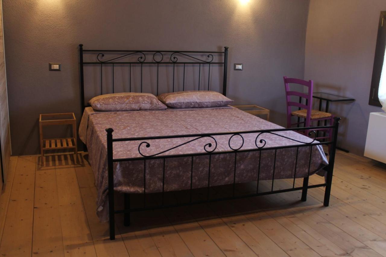 Sa Domu Beccia B&B Uras Luaran gambar