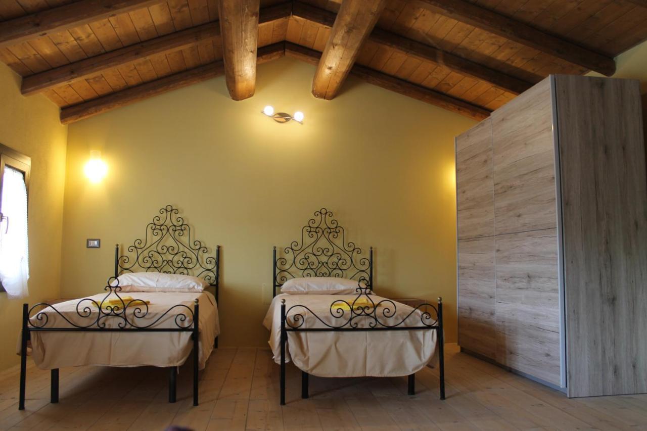 Sa Domu Beccia B&B Uras Luaran gambar